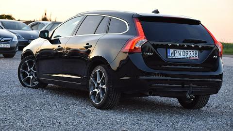 Volvo V60 I  (120KM) - 45 900  PLN, 2016 - Nowe Kucice - wyprzedaż | Autoria.pl