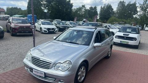 Mercedes-Benz Klasa C W203  (143KM) - 13 500  PLN, 2005 - SADE BUDY - wyprzedaż | Autoria.pl