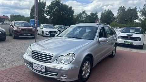 Mercedes-Benz Klasa C W203  (143KM) - 13 500  PLN, 2005 - SADE BUDY - wyprzedaż | Autoria.pl