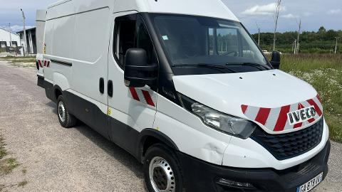 Iveco Daily 35S14 (140KM) - 49 900  PLN, 2021 - Zagnańsk - wyprzedaż | Autoria.pl