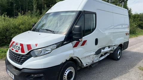 Iveco Daily 35S14 (140KM) - 49 900  PLN, 2021 - Zagnańsk - wyprzedaż | Autoria.pl