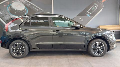 Kia Niro (129KM) -  156 400  PLN, 2024 - Warszawa - wyprzedaż | Autoria.pl