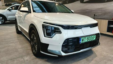 Kia Niro (204KM) -  164 900  PLN, 2023 - Warszawa - wyprzedaż | Autoria.pl