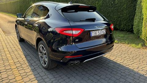 Maserati Levante (275KM) -  145 000  PLN, 2017 - Bliżyn - wyprzedaż | Autoria.pl