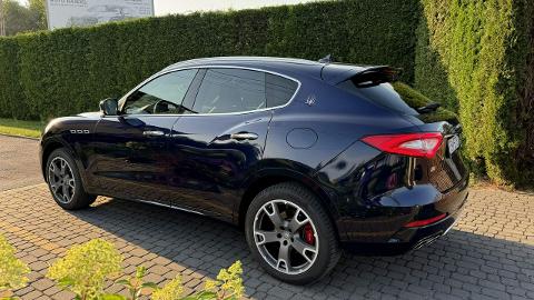 Maserati Levante (275KM) -  145 000  PLN, 2017 - Bliżyn - wyprzedaż | Autoria.pl