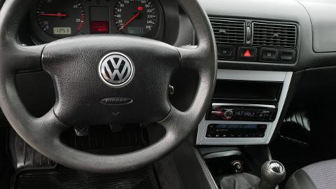 Volkswagen Golf IV  (100KM) - 8 500  PLN, 2002 - Goczałkowice-Zdrój - wyprzedaż | Autoria.pl