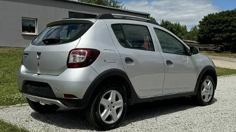 Dacia Sandero Stepway II  (90KM) - 27 900  PLN, 2015 - Strzegom - wyprzedaż | Autoria.pl