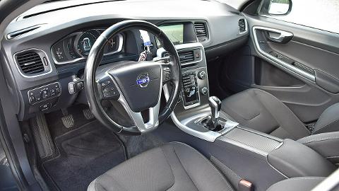 Volvo V60 I  (181KM) - 42 900  PLN, 2014 - Nowe Kucice - wyprzedaż | Autoria.pl