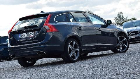 Volvo V60 I  (181KM) - 42 900  PLN, 2014 - Nowe Kucice - wyprzedaż | Autoria.pl