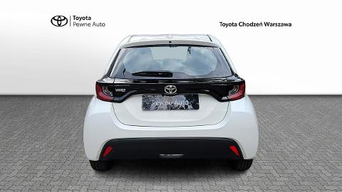 Toyota Yaris III  (125KM) - 69 900  PLN, 2021 - Warszawa - wyprzedaż | Autoria.pl
