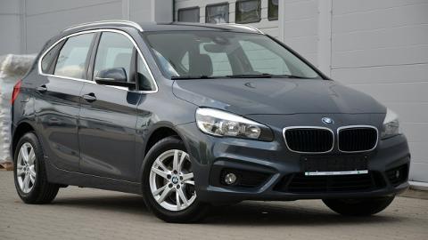 BMW Seria  2 F46 (150KM) - 39 900  PLN, 2015 - Kutno - wyprzedaż | Autoria.pl