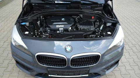 BMW Seria  2 F46 (150KM) - 39 900  PLN, 2015 - Kutno - wyprzedaż | Autoria.pl