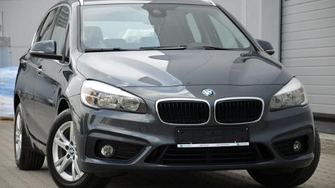 BMW Seria  2 F46 (150KM) - 39 900  PLN, 2015 - Kutno - wyprzedaż | Autoria.pl