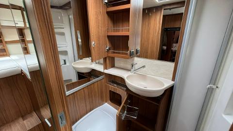 Hymer ML-T 580 (163KM) -  329 900  PLN, 2018 - Janki - wyprzedaż | Autoria.pl