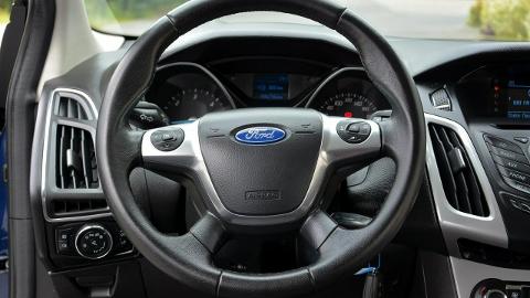 Ford Focus Mk3  (116KM) - 25 900  PLN, 2013 - Ostrów Mazowiecka - wyprzedaż | Autoria.pl