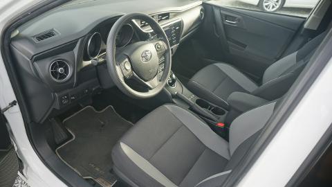 Toyota Auris II  (99KM) - 54 000  PLN, 2018 - Poznań - wyprzedaż | Autoria.pl