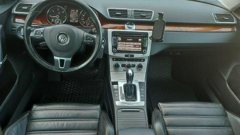 Volkswagen Passat B7  (170KM) - 40 900  PLN, 2012 - Otwock - wyprzedaż | Autoria.pl