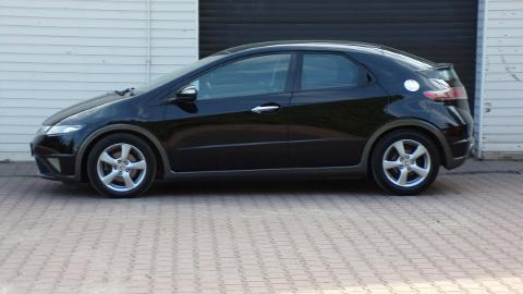 Honda Civic VIII  (140KM) - 23 900  PLN, 2008 - MIKOŁÓW - wyprzedaż | Autoria.pl