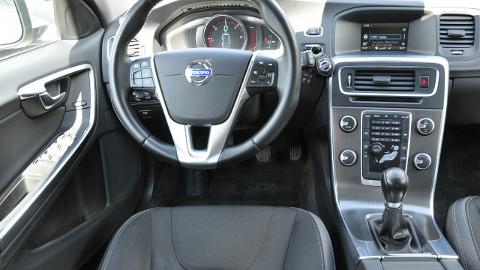 Volvo V60 I  (136KM) - 39 800  PLN, 2014 - Dąbrowa Górnicza - wyprzedaż | Autoria.pl