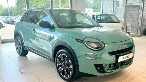 Fiat 600 (100KM) -  111 350  PLN, 2024 - Lublin - wyprzedaż | Autoria.pl