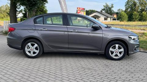 Fiat Tipo II  (95KM) - 38 900  PLN, 2017 - Zduńska Wola - wyprzedaż | Autoria.pl