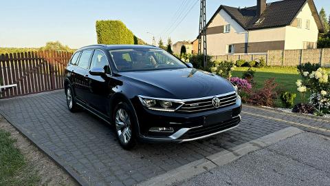 Volkswagen Passat B8  (190KM) - 64 500  PLN, 2017 - Bliżyn - wyprzedaż | Autoria.pl