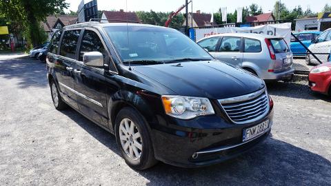 Chrysler Town & Country V  (285KM) - 68 999  PLN, 2014 - Zielona Góra - wyprzedaż | Autoria.pl