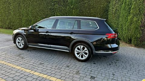 Volkswagen Passat B8  (190KM) - 64 500  PLN, 2017 - Bliżyn - wyprzedaż | Autoria.pl