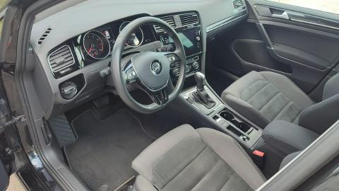 Volkswagen Golf VII  (150KM) - 71 500  PLN, 2020 - Otwock - wyprzedaż | Autoria.pl