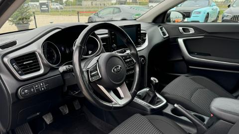 Kia Ceed III  (120KM) - 66 900  PLN, 2020 - MICHAŁOWICE - wyprzedaż | Autoria.pl