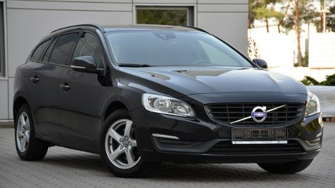 Volvo V60 I  (120KM) - 38 900  PLN, 2017 - Kutno - wyprzedaż | Autoria.pl