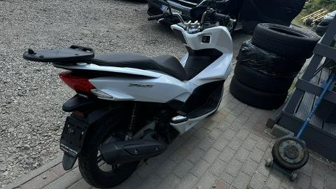 Honda PCX (12KM) - 10 499  PLN, 2016 - Gdańsk - wyprzedaż | Autoria.pl