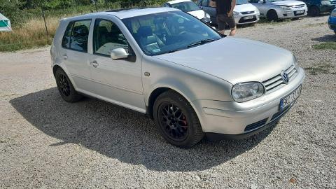 Volkswagen Golf IV  (150KM) - 6 199  PLN, 2000 - Fasty - wyprzedaż | Autoria.pl