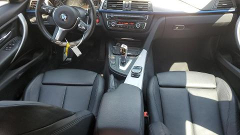 BMW Seria  3 F30/F31  (306KM) - 43 900  PLN, 2014 - Sękocin Nowy - wyprzedaż | Autoria.pl