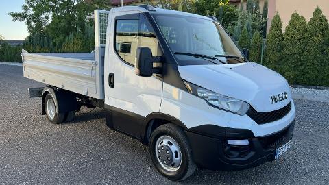 Iveco Daily (130KM) - 75 000  PLN, 2015 - Opoczno - wyprzedaż | Autoria.pl