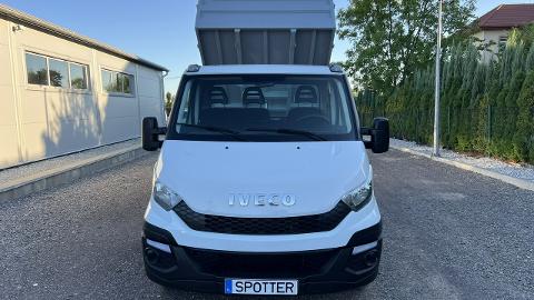 Iveco Daily (130KM) - 75 000  PLN, 2015 - Opoczno - wyprzedaż | Autoria.pl