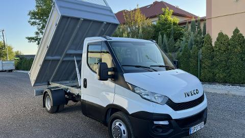 Iveco Daily (130KM) - 75 000  PLN, 2015 - Opoczno - wyprzedaż | Autoria.pl