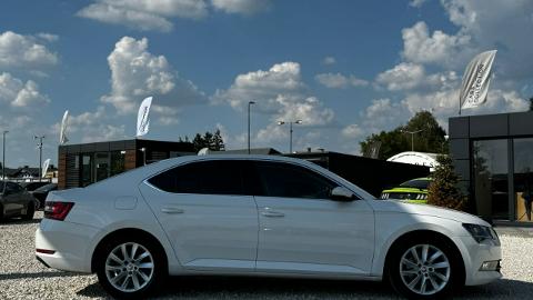 Škoda Superb III  (190KM) - 59 900  PLN, 2016 - MICHAŁOWICE - wyprzedaż | Autoria.pl