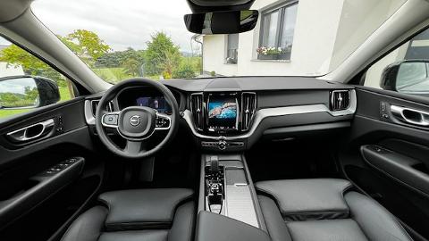 Volvo XC 60 II  (197KM) -  204 900  PLN, 2023 - Kamienna Góra - wyprzedaż | Autoria.pl