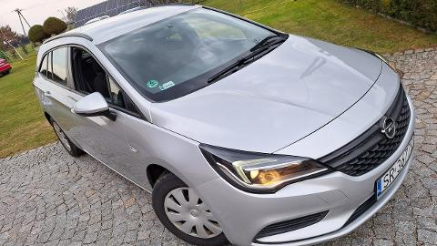 Opel Astra K  (110KM) - 34 300  PLN, 2017 - Rybnik - wyprzedaż | Autoria.pl