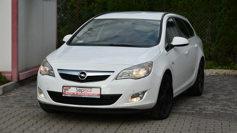 Opel Astra J  (110KM) - 18 900  PLN, 2011 - Kampinos - wyprzedaż | Autoria.pl