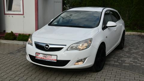 Opel Astra J  (110KM) - 18 900  PLN, 2011 - Kampinos - wyprzedaż | Autoria.pl