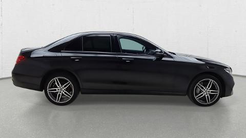 Mercedes-Benz Klasa E W213  (194KM) -  101 200  PLN, 2018 - Komorniki - wyprzedaż | Autoria.pl