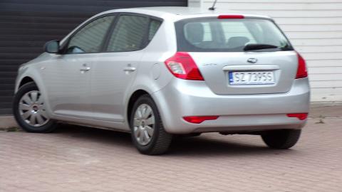 Kia Ceed I  (90KM) - 21 900  PLN, 2011 - MIKOŁÓW - wyprzedaż | Autoria.pl