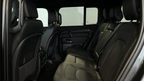 Land Rover Defender IV  (250KM) -  338 000  PLN, 2022 - Myślenice - wyprzedaż | Autoria.pl