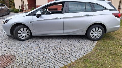 Opel Astra K  (110KM) - 34 300  PLN, 2017 - Rybnik - wyprzedaż | Autoria.pl