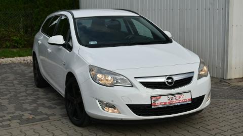 Opel Astra J  (110KM) - 18 900  PLN, 2011 - Kampinos - wyprzedaż | Autoria.pl