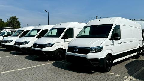 Volkswagen Crafter (140KM) -  124 800  PLN, 2023 - Widełki - wyprzedaż | Autoria.pl