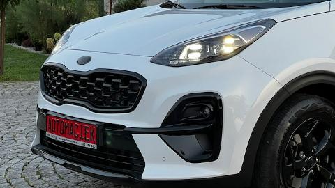 Kia Sportage IV  (136KM) - 91 900  PLN, 2021 - Kamienna Góra - wyprzedaż | Autoria.pl