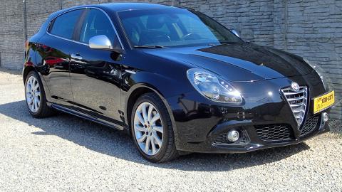 Alfa Romeo Giulietta (170KM) - 44 800  PLN, 2015 - Dąbrowa Górnicza - wyprzedaż | Autoria.pl